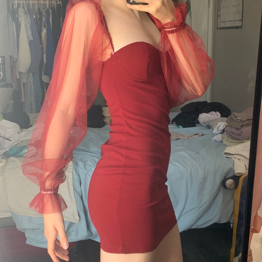 Deep Red Dress - Picture 2 of 2